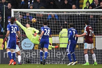 Chelsea keeper Thibaut Courtois (second left) cannot prevent Robbie Brady's free-kick making the score 1-1.