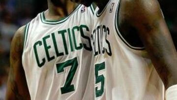 25 años después de Jordan, Garnett salva a Boston