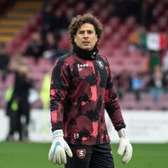 Guillermo Ochoa colgó su primer cero en Italia