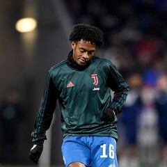 Cuadrado y otros jugadores de Juve, negativo por Covid-19