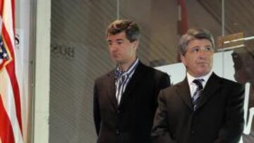 Cerezo, junto a Gil Marín.