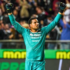 A la sombra de Keylor Navas, Esteban Alvarado forjó su propia leyenda