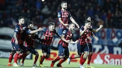 10/08/17 COPA LIBERTADORES 
 OCTAVOS DE FINAL VUELTA
 SAN LORENZO DE ALMAGRO - EMELEC
 TANDA DE PENALTIS
 ALEGRIA JUGADORES SAN LORENZO