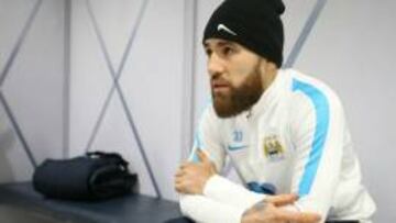 Otamendi, durante la entrevista para la web del City.