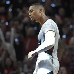 NBA warn Lillard for trade request