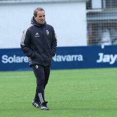 Arrasate: “En Vallecas se vive el fútbol de verdad”