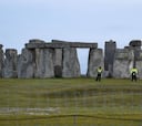 Descubren tumbas y objetos prehistóricos por donde pasará el túnel de Stonehenge