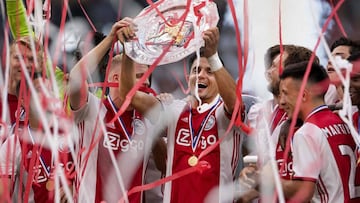Los jugadores del Ajax, celebrando un t&iacute;tulo.