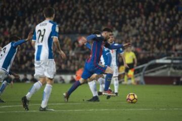 2-0. Messi en la jugada del segundo gol de Luis Suárez.