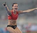 Yelena Isinbayeva vence en Shanghai en su reaparición