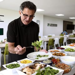 Un nutricionista alerta sobre el peligro de las cenas: “Puede llevar a un aumento de peso”