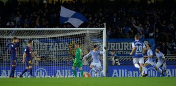 2-0. Juanmi celebró el segundo 