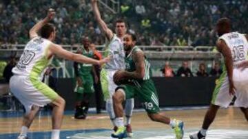 Zach Wright entre Urtasun, Toolson y Granger.