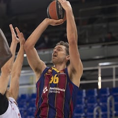 Pau reaparece en una derrota intrascendente ante el Bayern