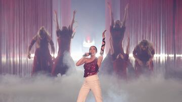 Las &maldiciones* de Eurovisi車n: del color al puesto maldito