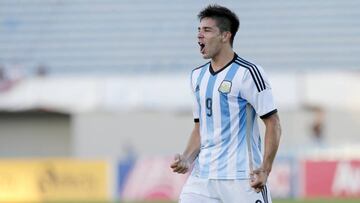 Giovanni Simeone con las categor&iacute;as inferiores. 