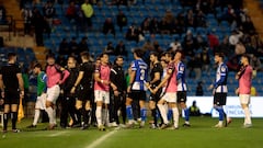 El Hércules-Sabadell se para 15 minutos por el lanzamiento de objetos