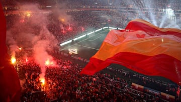 Así lucía el estadio Ali Sami Yen al final de la pasada campaña, cuando celebró el título de Liga.
