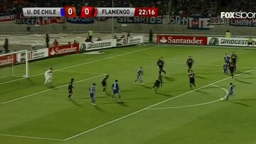 El tanto de Marcelo Díaz para la clasificación azul en la Copa