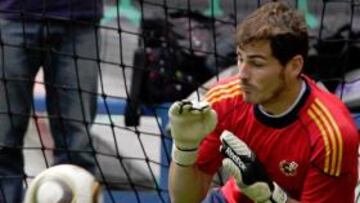 <b>MADRIDISTAS. </b>Casillas y Arbeloa saldrán de inicio, mientras Ramos y Alonso esperarán.