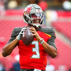 Los Buccanneers revelarán nuevo uniforme en abril