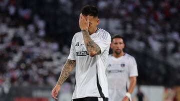Futbol, Colo Colo vs Deportes Limache.
Copa Chile 2025.
Los jugadores de Colo Colo lamentan empatar contra Deportes Limache al termino de el partido por el grupo B de la Copa Chile disputado en el estadio Monumental en Santiago, Chile.
30/01/2025
Felipe Zanca/Photosport
Football, Colo Colo vs Deportes Limache.
2025 Copa Chile Championship.
Colo Colo's players reacts for tie against Deportes Limache after the group B match of the Copa Chile held at Monumental stadium in Santiago, Chile.
30/01/2025
Felipe Zanca/Photosport