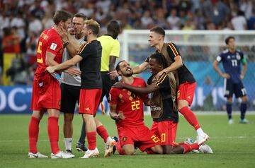 3-2. El gol de la victoria. Nacer Chadli celebró el tercer tanto.