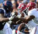 El mejor tackle del draft vuelve a jugar para Ole Miss