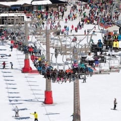 Andalucía permite ‘saltarse’ el cierre provincial para esquiar y cazar