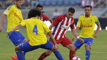 Villarreal, con Santos Borré, busca la remontada en Mónaco