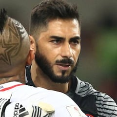 Vidal dedica frase a hinchas de la U y se refiere a Johnny Herrera