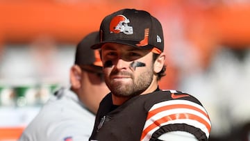 Tras no ser traspasado por los Browns y ausentarse a un par de pr&aacute;cticas, Cleveland anunci&oacute; que terminar&aacute;n su relaci&oacute;n laboral con el wide receiver.