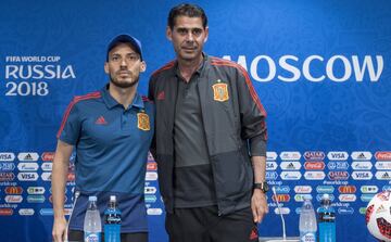 Rueda de prensa de David Silva y Fernando Hierro. 