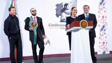 El ‘Canelo’ Álvarez sorprende a Claudia Sheinbaum