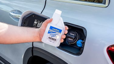 Adiós a las averías AdBlue en tu coche diésel: así es el tratamiento anticristalizante mejor valorado en Amazon
