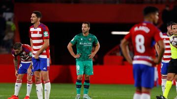 Roberto Soldado, of Levante UD reacts during the La Liga Smartbank match between Granada CF and Levante at Nuevo Los Carmenes Stadium on November 3, 2022 in Granada, Spain.
(Photo by Álex Cámara/NurPhoto via Getty Images)