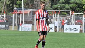 Juan Carlos Foyth con la camiseta de Estudiantes.
