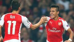 En Inglaterra comparan a Alexis y Özil con histórica dupla