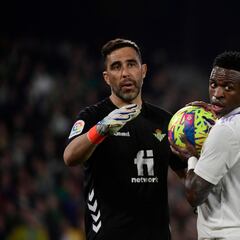 Ordenan reabrir la causa por insultos racistas a Vinicius en el Villamarín