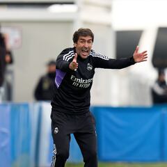 Raúl: “Me encantaría seguir en el Real Madrid”