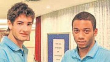 <b>EN BRASIL... ¿Y EN EL MADRID? </b>Pato, a la izquierda, se deja seducir por los cantos de sirena de Marcelo.