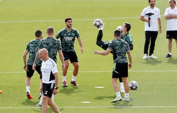 Lunin y Marco Asensio.