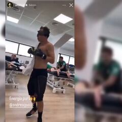 ¡A lo Rocky Balboa! Así se prepara Andrés Guardado en los entrenamientos del Betis