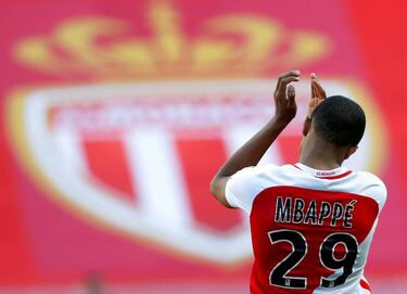 Mbappé's uncle lists Madrid, Barça, Juve among possible destinations