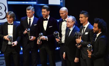 En 2017, el equipo de Zidane firmó una temporada histórica, logrando el doblete Liga–Champions, algo que no ocurría desde 1958. Ganó La Liga con autoridad y levantó su duodécima Champions al vencer a la Juventus 4-1 en la final. Florentino Pérez fue reelegido como presidente ese verano, consolidando su proyecto deportivo más exitoso.