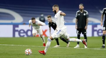 Benzema, de penalti, marcó el empate. 1-1.