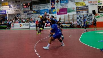 El ?ngel Xim谷nez remonta seis goles en Pontevedra