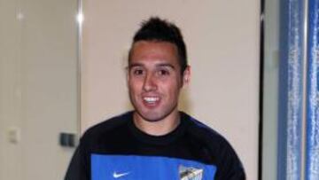 <b>DESCONTENTO. </b>Santi Cazorla, ayer en sala de prensa.