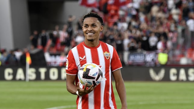 Rubi quiere que Lázaro Vinicius resucite en el Almería