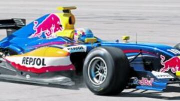 <b>OTRO PASO MÁS. </b>Alguersuari es el tercer piloto de Red Bull y Toro Rosso desde esta misma semana.